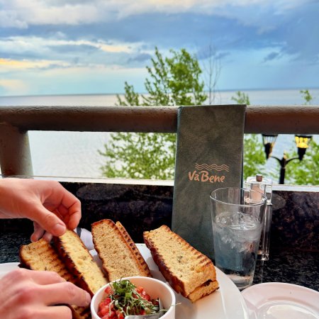 Va Bene Instagram Photo: Superior dinner with a Superior view