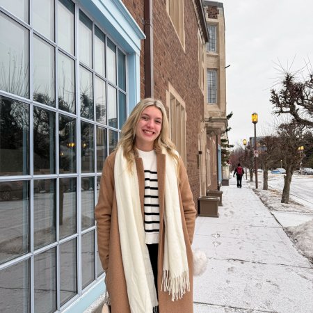 Va Bene Instagram Photo: fun little lunch date with emma🤍 (it was freezing outside)